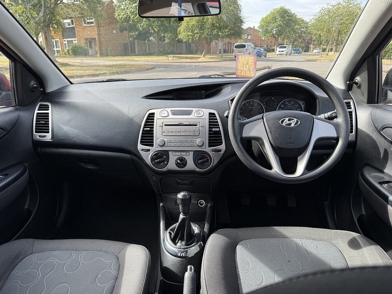 Used Hyundai i20 2011 for sale - 76157784: Photo 10