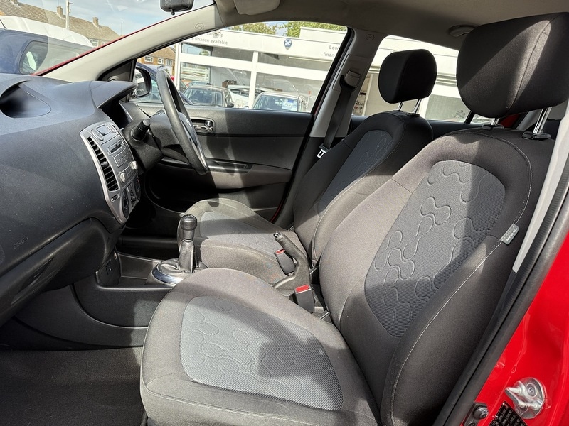 Used Hyundai i20 2011 for sale - 76157784: Photo 11