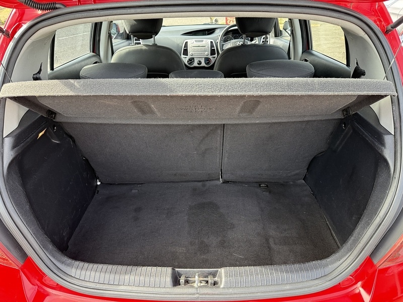 Used Hyundai i20 2011 for sale - 76157784: Photo 13