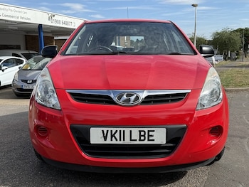 Used Hyundai i20 2011 for sale - 76157784: Photo 2