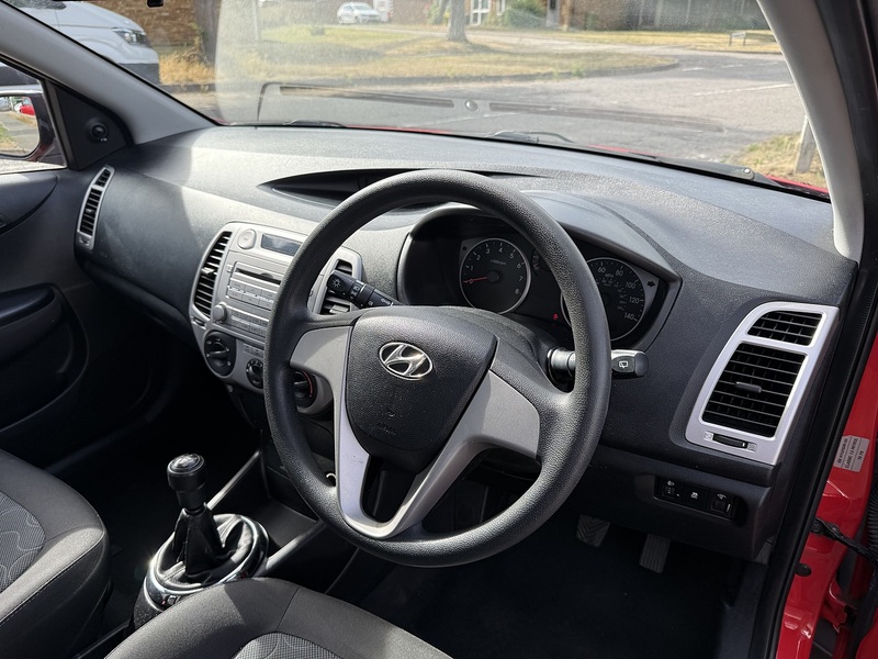 Used Hyundai i20 2011 for sale - 76157784: Photo 7