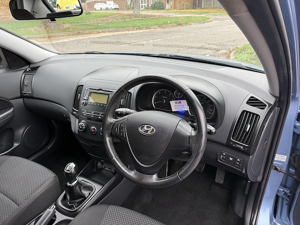Used Hyundai i30 2011 for sale - 76267446: Photo 14