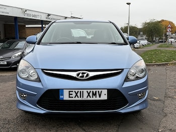 Used Hyundai i30 2011 for sale - 76267446: Photo 2