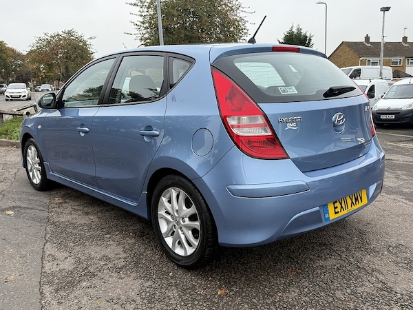Used Hyundai i30 2011 for sale - 76267446: Photo 4