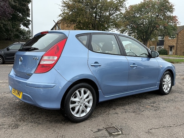 Used Hyundai i30 2011 for sale - 76267446: Photo 6