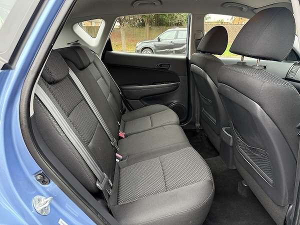 Used Hyundai i30 2011 for sale - 76267446: Photo 8