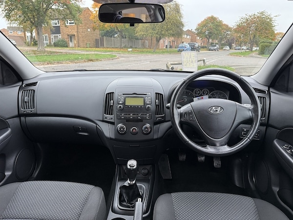 Used Hyundai i30 2011 for sale - 76267446: Photo 9