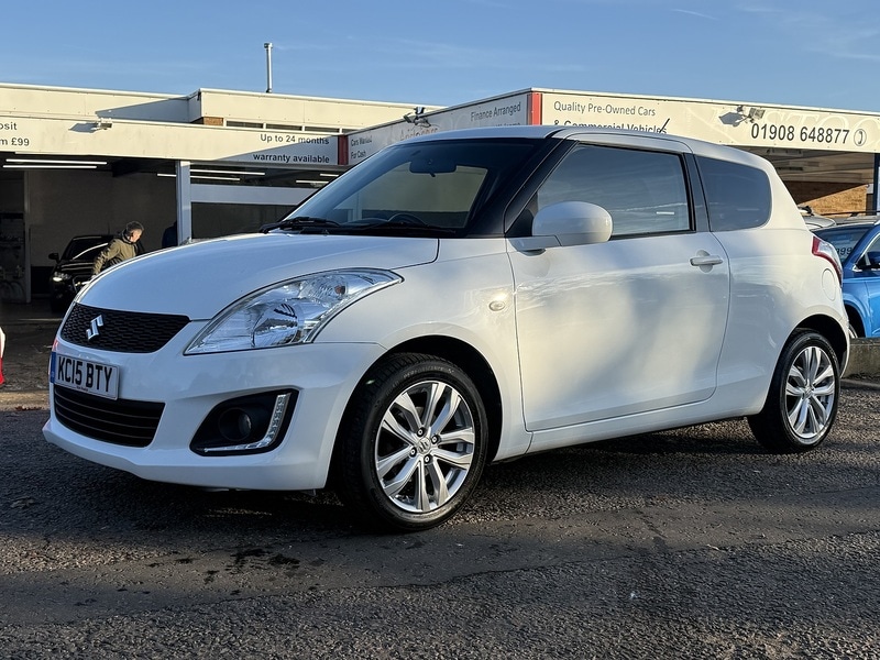 Used Suzuki Swift 2015 for sale - 76626993: Photo 1
