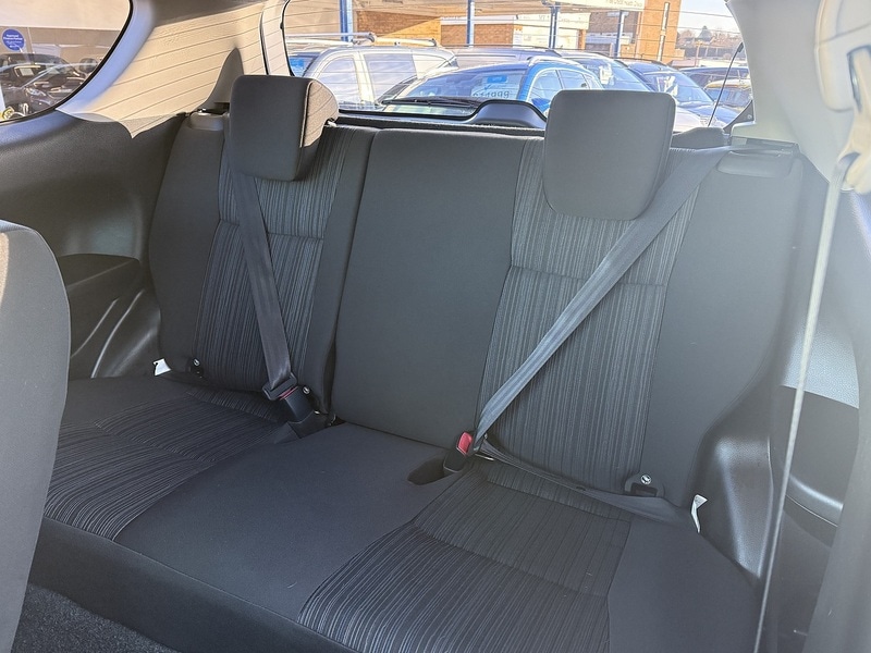 Used Suzuki Swift 2015 for sale - 76626993: Photo 11