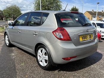 Used Kia Ceed 2010 for sale - 79434068: Photo