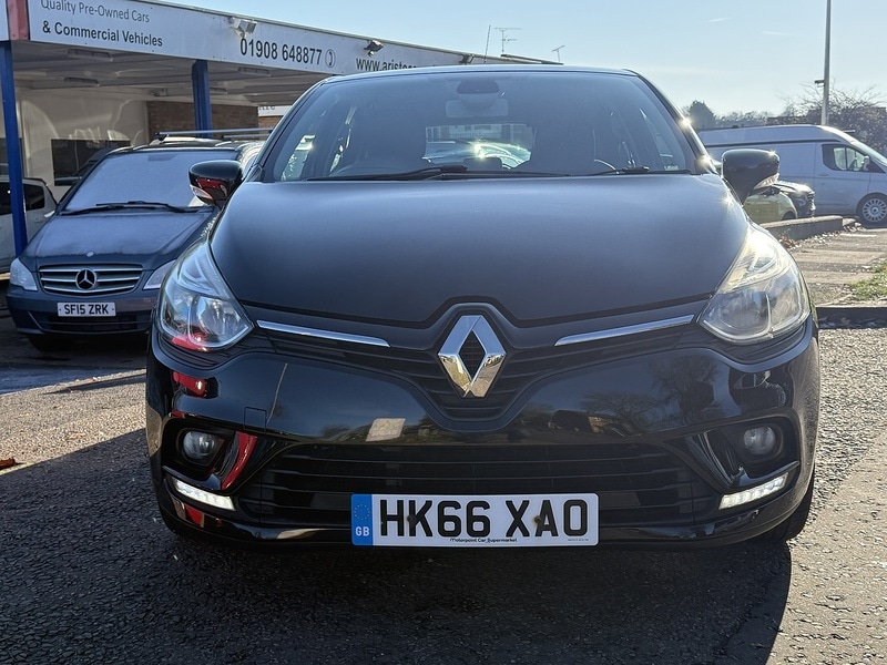 Used Renault Clio 2017 for sale - 76643061: Photo 2
