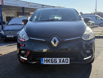Used Renault Clio 2017 for sale - 76643061: Photo