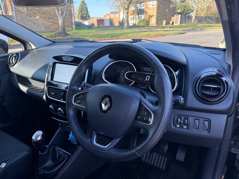 Used Renault Clio 2017 for sale - 76643061: Photo 7