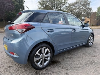 Used Hyundai i20 2015 for sale - 79667435: Photo