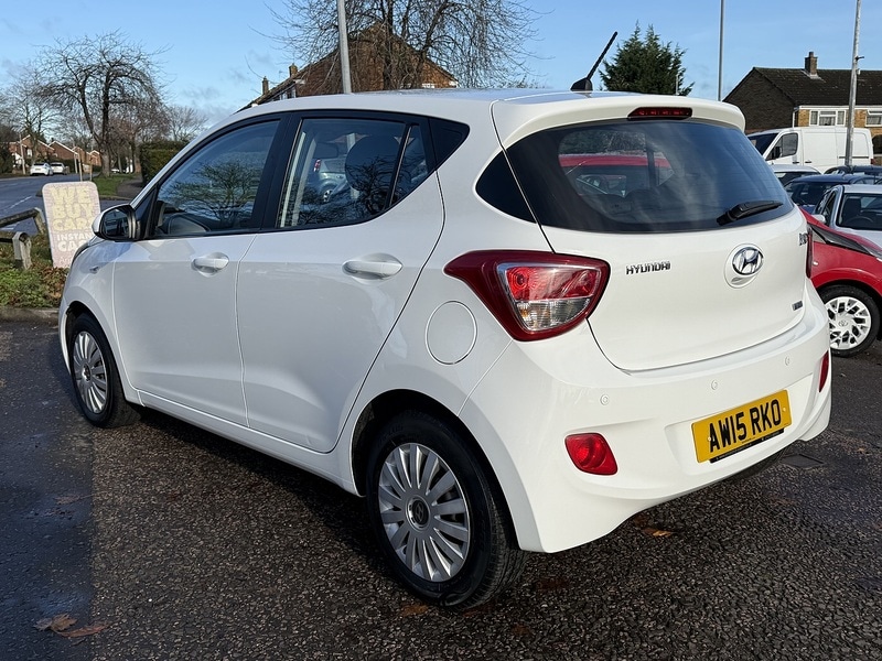 Used Hyundai i10 2015 for sale - 76626989: Photo 4