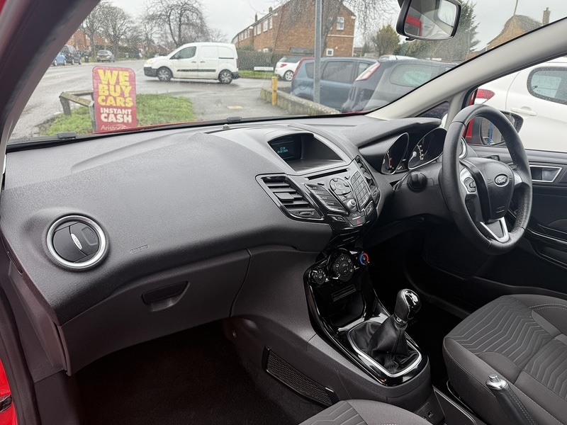 Used Ford Fiesta 2015 for sale - 77437815: Photo 12
