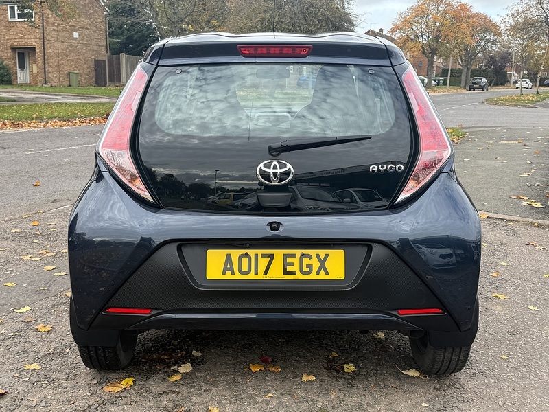 Used Toyota AYGO 2017 for sale - 76368283: Photo 5