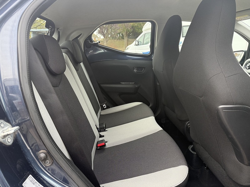 Used Toyota AYGO 2017 for sale - 76368283: Photo 9