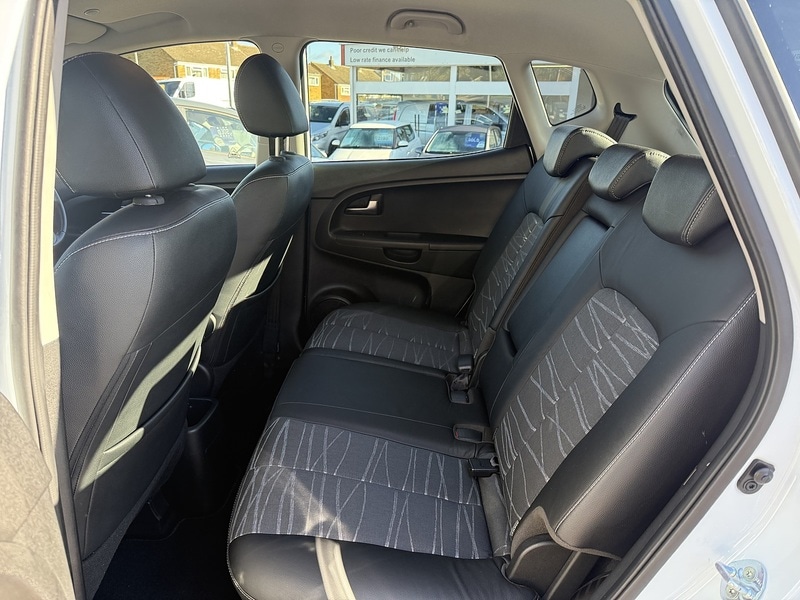 Used Kia Venga 2015 for sale - 76357059: Photo 15