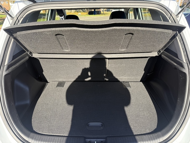 Used Kia Venga 2015 for sale - 76357059: Photo 16