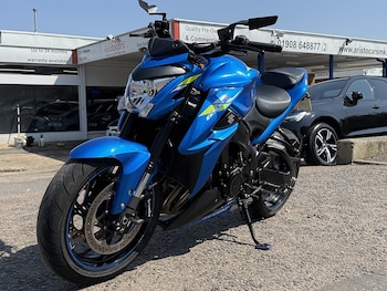 Used Suzuki GSX-S 2020 for sale - bike-79359343: Photo
