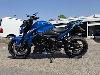 Used Suzuki GSX-S 2020 for sale - bike-79359343: Photo