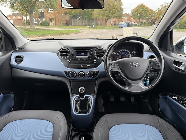 Used Hyundai i10 2014 for sale - 76224102: Photo 9