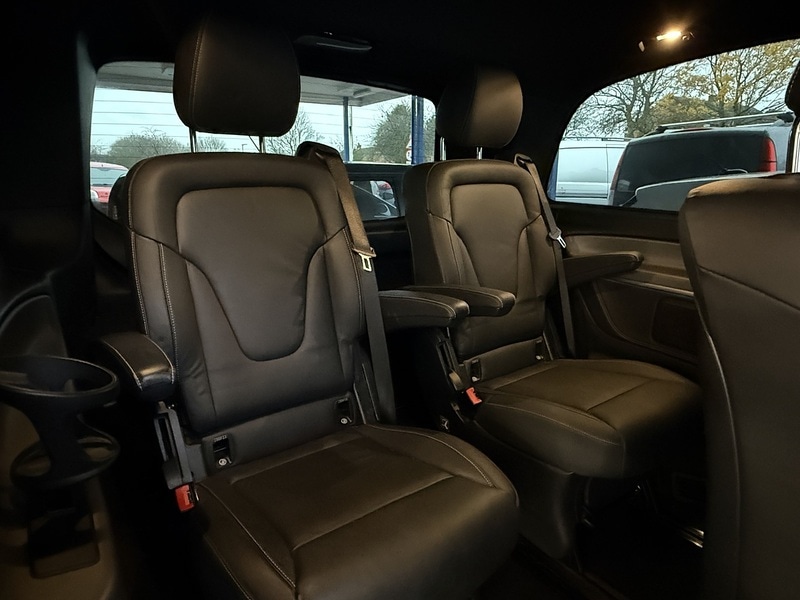 Used Mercedes-Benz V-Class 2015 for sale - 76792999: Photo 12