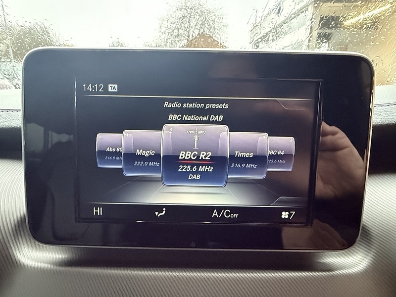 Used Mercedes-Benz V-Class 2015 for sale - 76792999: Photo 15