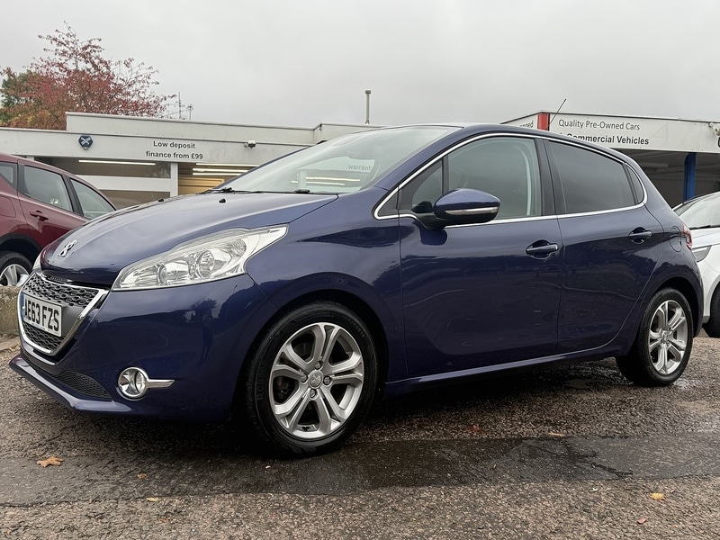 Used Peugeot 208 2013 for sale - 76236270: Photo 1