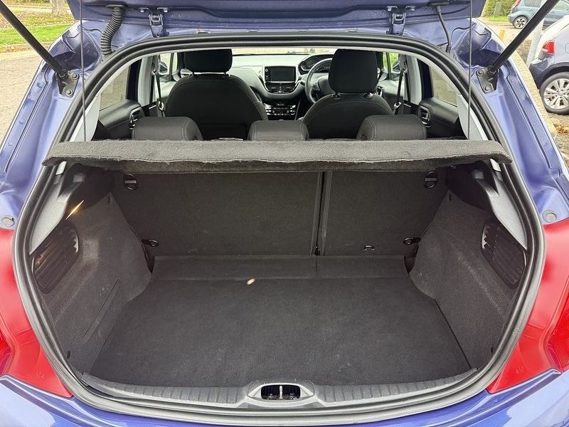 Used Peugeot 208 2013 for sale - 76236270: Photo 14