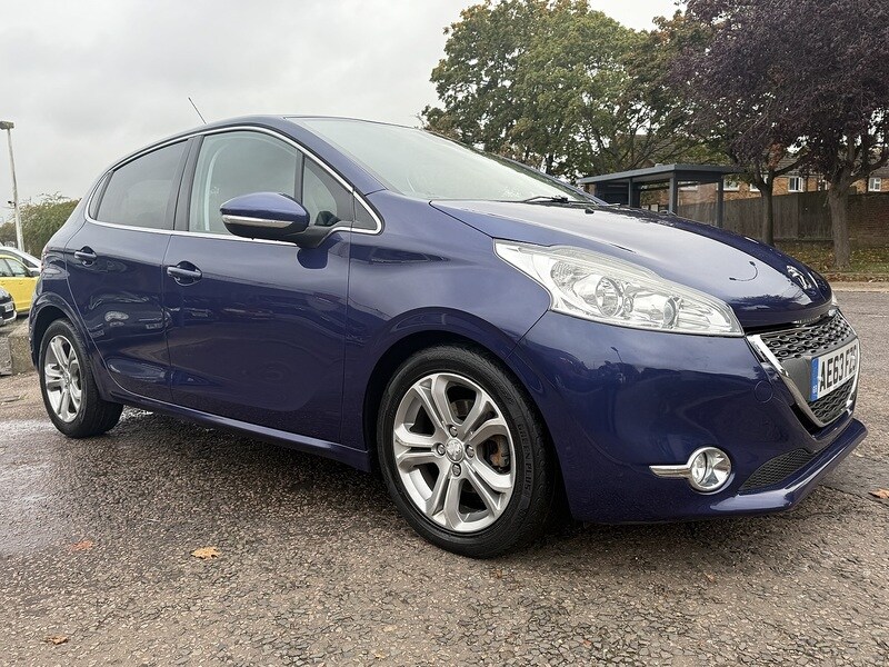 Used Peugeot 208 2013 for sale - 76236270: Photo 3