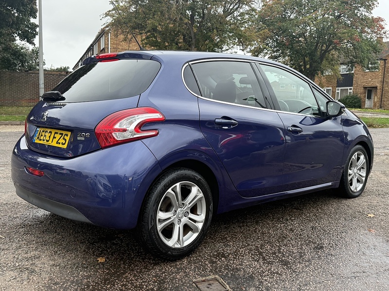 Used Peugeot 208 2013 for sale - 76236270: Photo 6