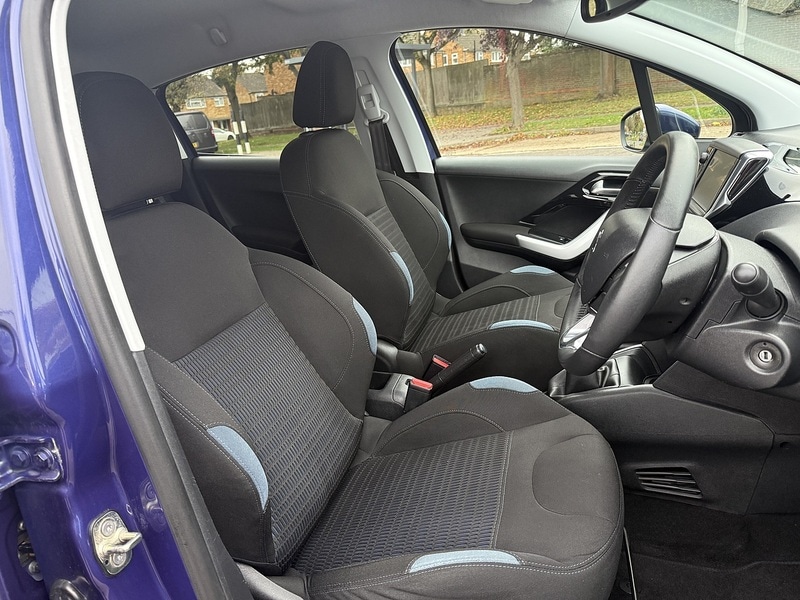 Used Peugeot 208 2013 for sale - 76236270: Photo 8