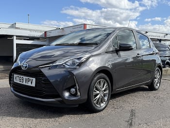 Used Toyota Yaris 2020 for sale - 79844920: Photo