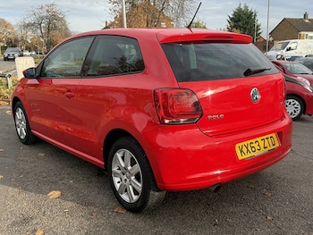 Used Volkswagen Polo 2013 for sale - 76454810: Photo