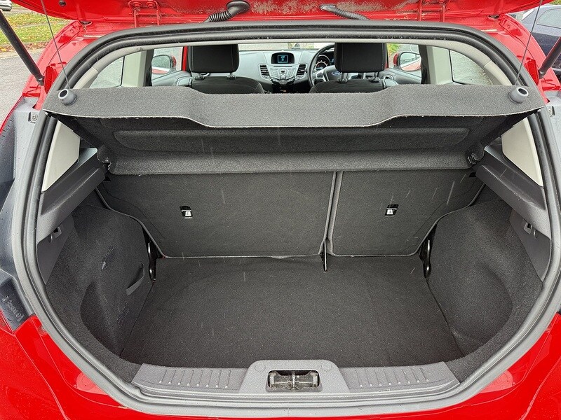 Used Ford Fiesta 2014 for sale - 76555134: Photo 12