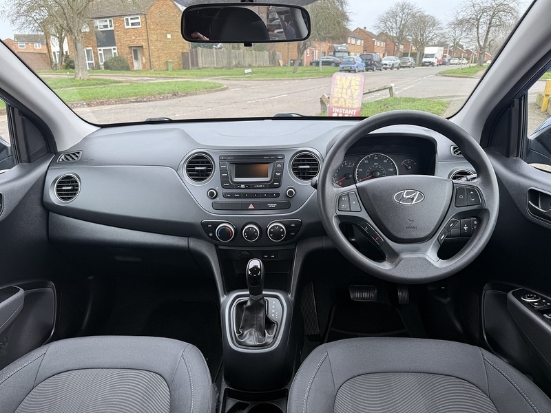 Used Hyundai i10 2017 for sale - 77465330: Photo 10