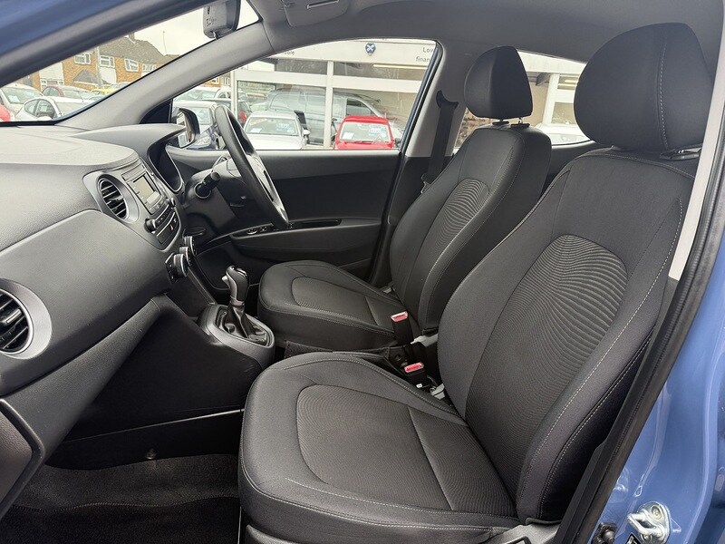 Used Hyundai i10 2017 for sale - 77465330: Photo 12