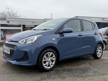 Used Hyundai i10 2017 for sale - 77465330: Photo