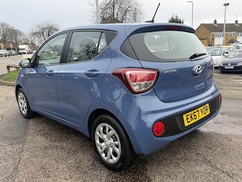 Used Hyundai i10 2017 for sale - 77465330: Photo