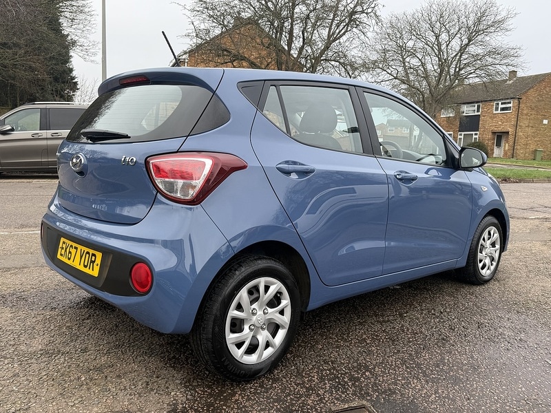 Used Hyundai i10 2017 for sale - 77465330: Photo 6