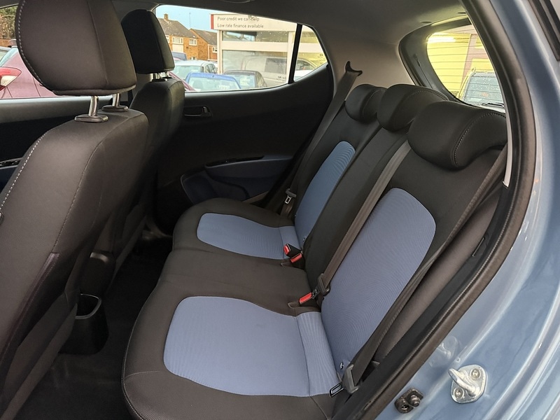 Used Hyundai i10 2015 for sale - 76740854: Photo 13