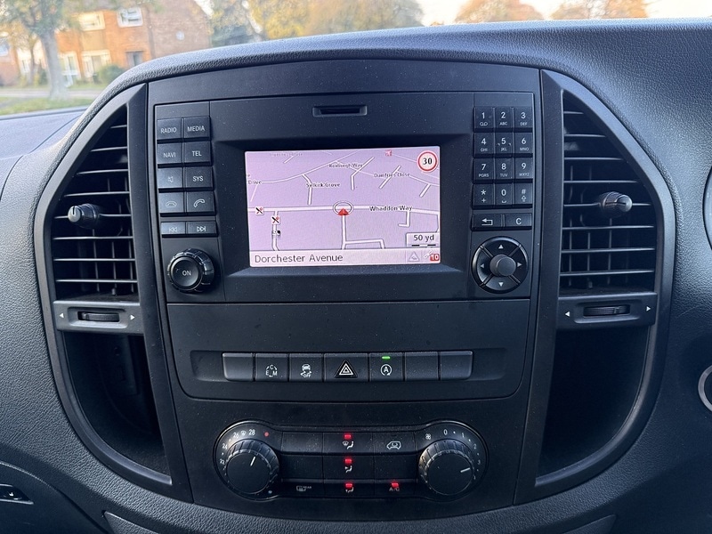 Used Mercedes-Benz Vito 2018 for sale - 76368270: Photo 8