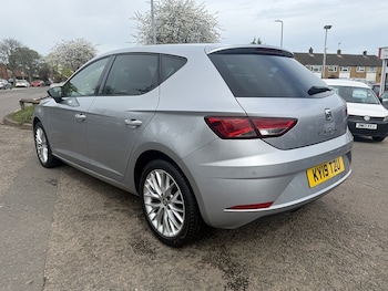Used SEAT Leon 2019 for sale - 78163206: Photo