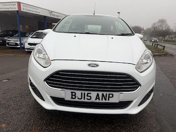Used Ford Fiesta 2015 for sale - 76582970: Photo
