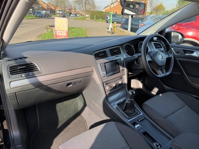 Used Volkswagen Golf 2013 for sale - 77717825: Photo 10