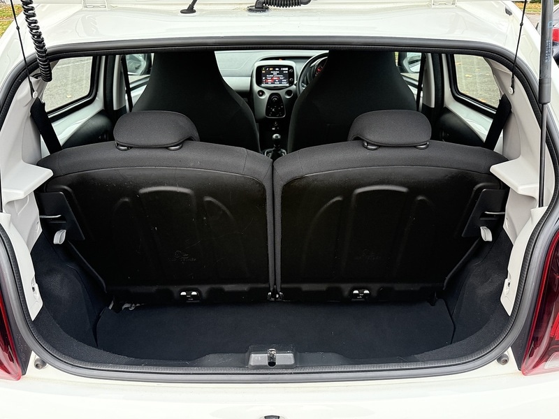 Used Peugeot 108 2015 for sale - 76417971: Photo 15