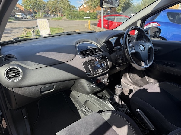 Used Fiat Punto 2014 for sale - 74626147: Photo 10