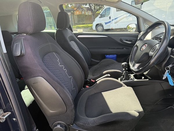 Used Fiat Punto 2014 for sale - 74626147: Photo 8
